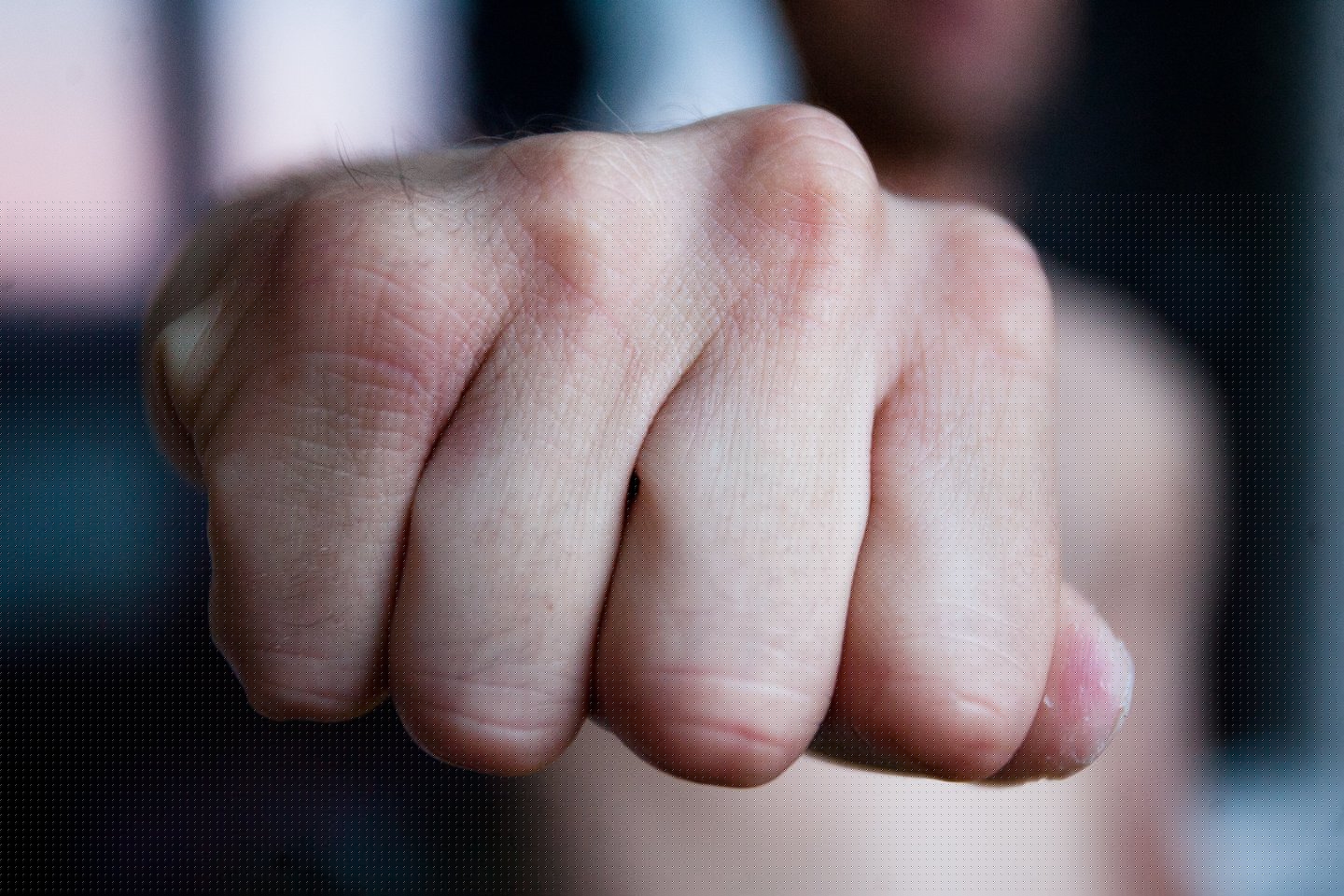 Prieš teismą stos viešoje vietoje vyrą sumušę du Kauno r. gyventojai