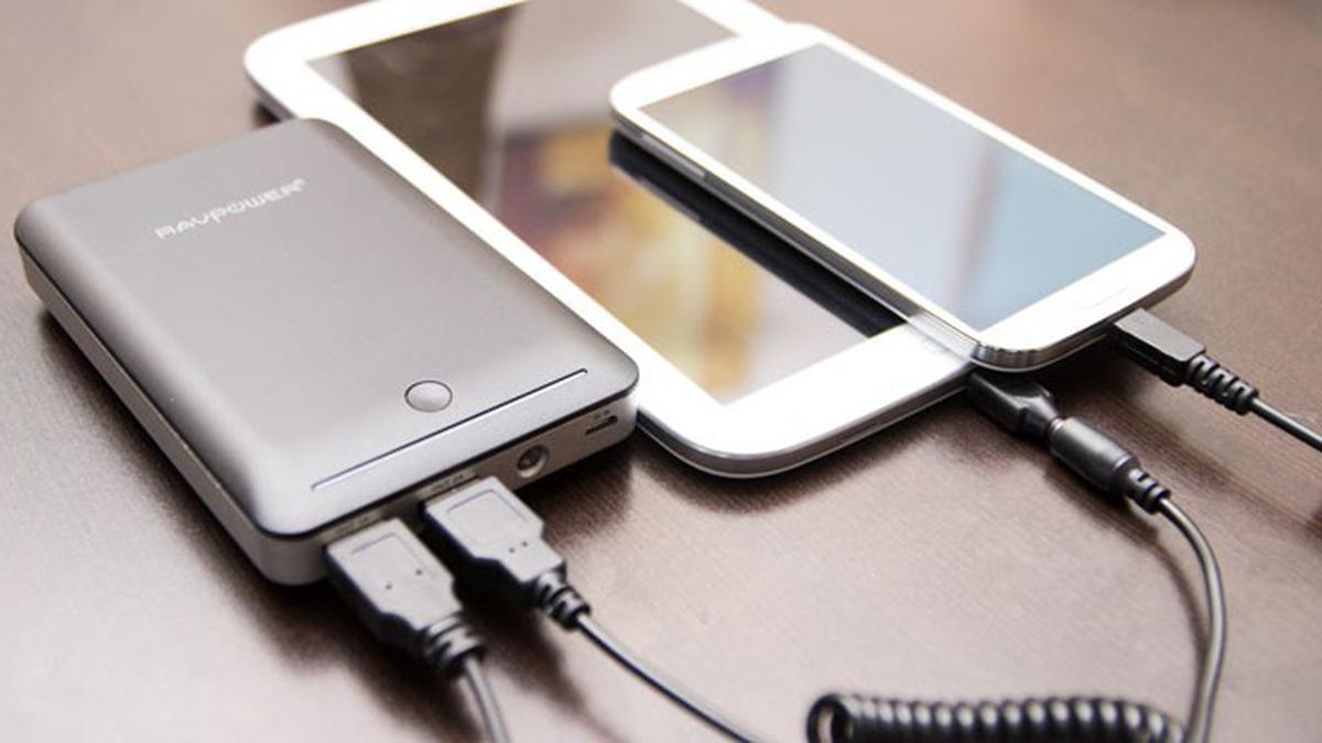 Seberapa Bahaya Membawa Power Bank ke Pesawat?