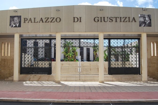 Marsala, Cgil esclusa dal tavolo di contrattazione: scatta la diffida alla Procura