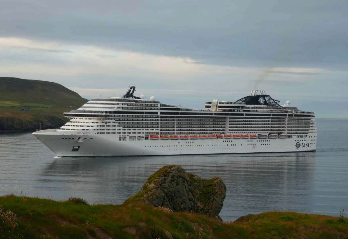 Longest cruise ship of the year arrives in Lerwick