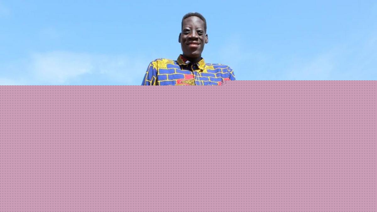 Ghana mourns its tallest man - a 'generous and popular giant'