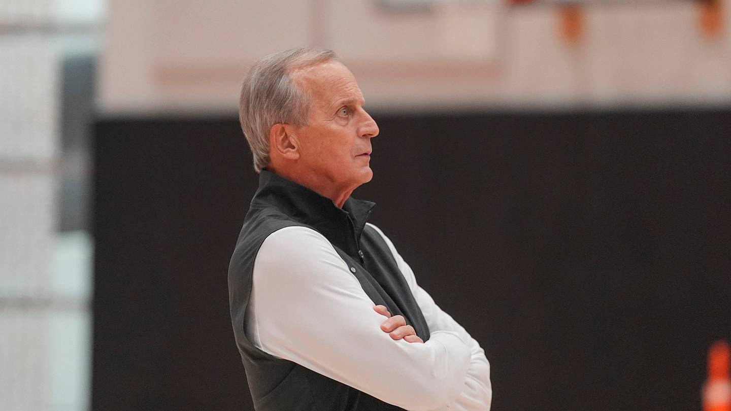 Tennessee’s stunning late addition makes Rick Barnes’ roster impossible to ignore