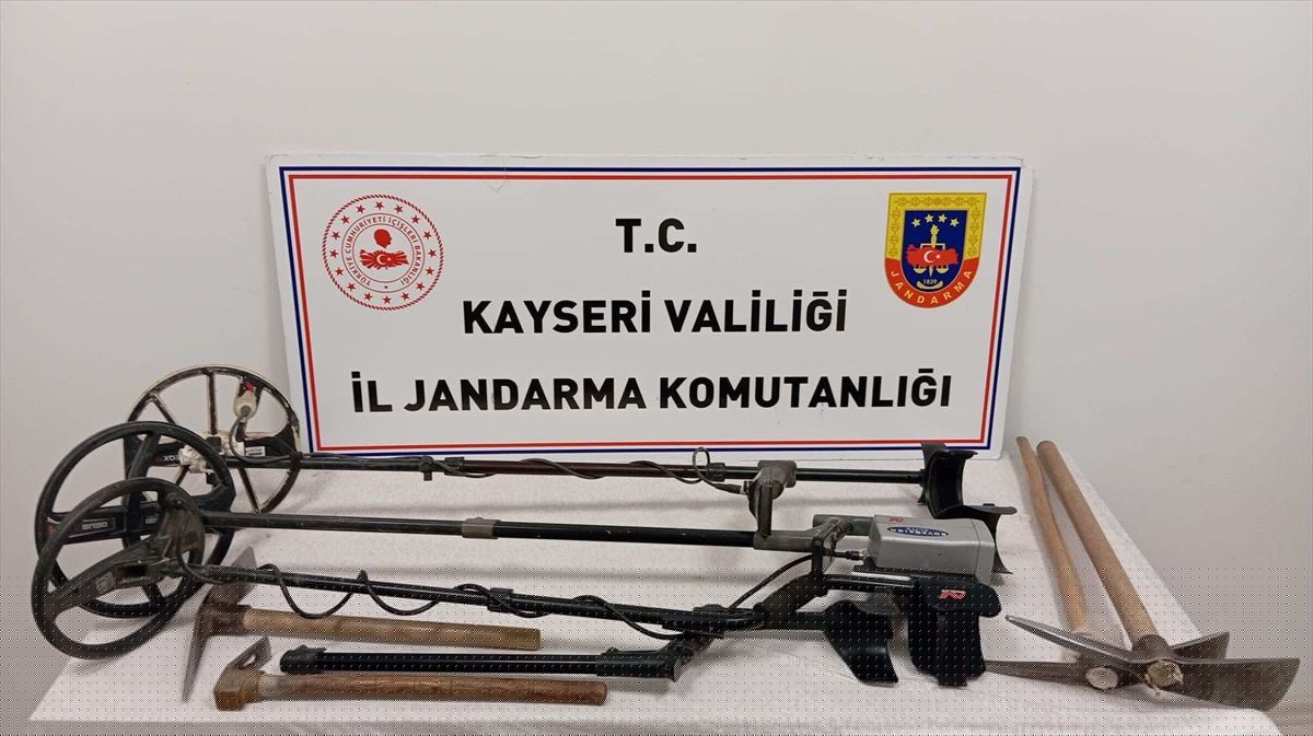 Kayseri'de İzinsiz Kazı Yapan 4 Şüpheli Gözaltına Alındı