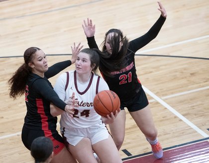 Here are the standings for girls basketball conferences in the Jackson area