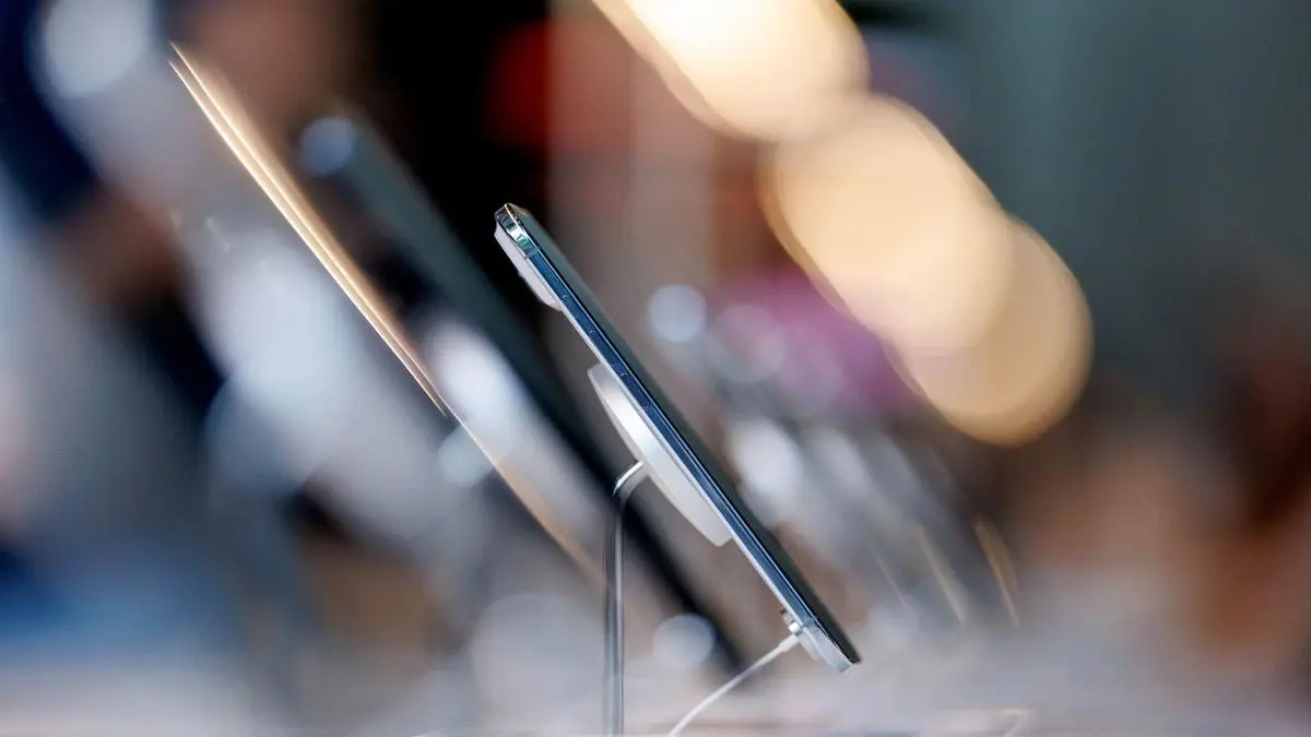 Apple’s iPhone Air gets muted reception in China debut