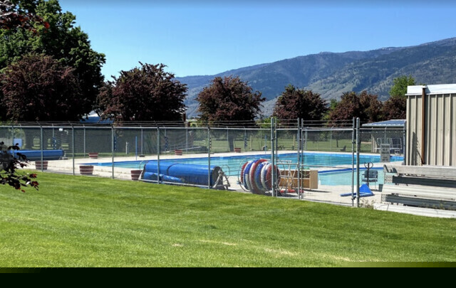 Oliver pool adds private swimming lessons for August (Oliver/Osoyoos)