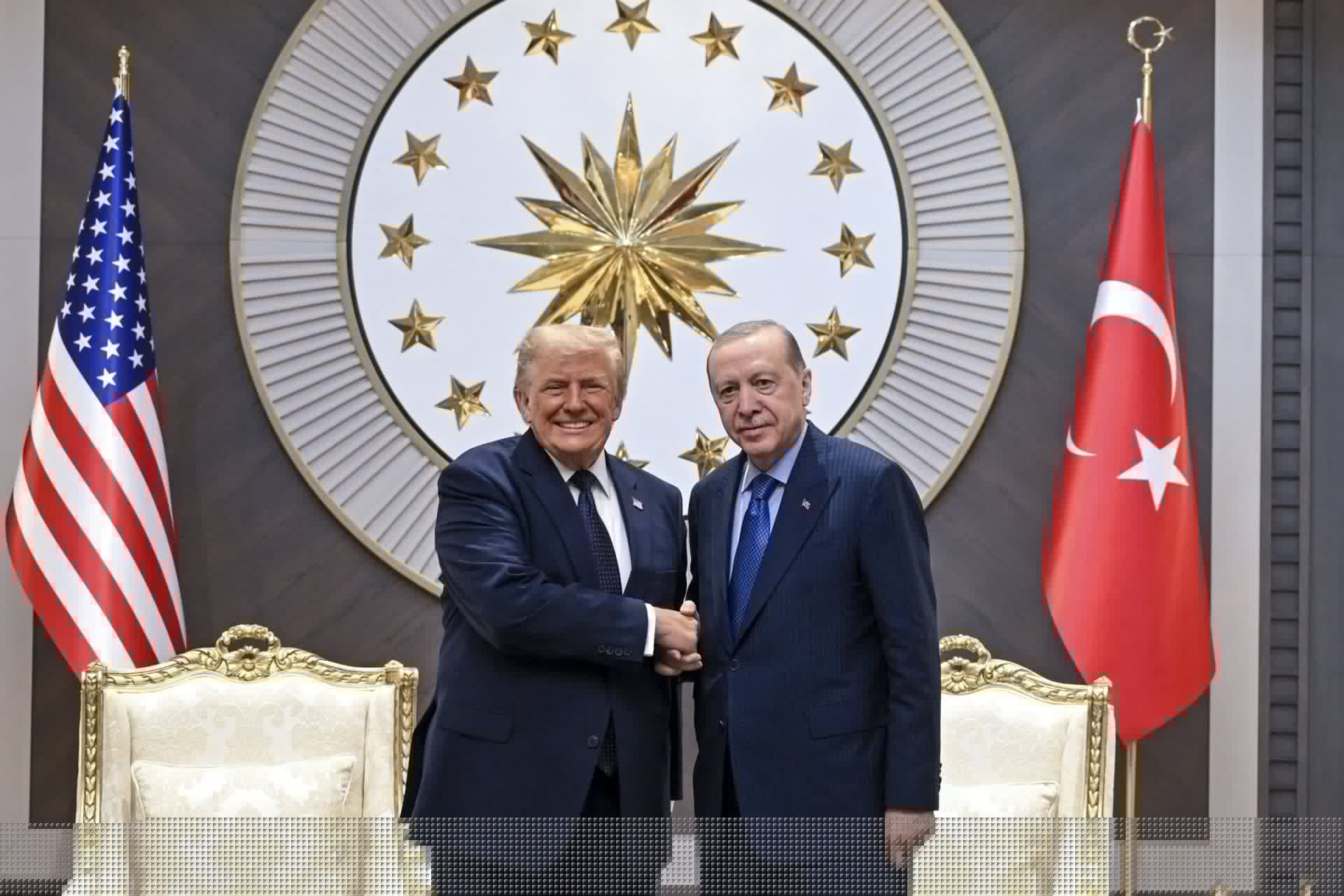 NYT: Το Ιράν γνώριζε την ακριβή θέση του Τραμπ στην Άγκυρα – Υπήρχαν σχέδια εκτόξευσης πυραύλου εναντίον του Air Force One
