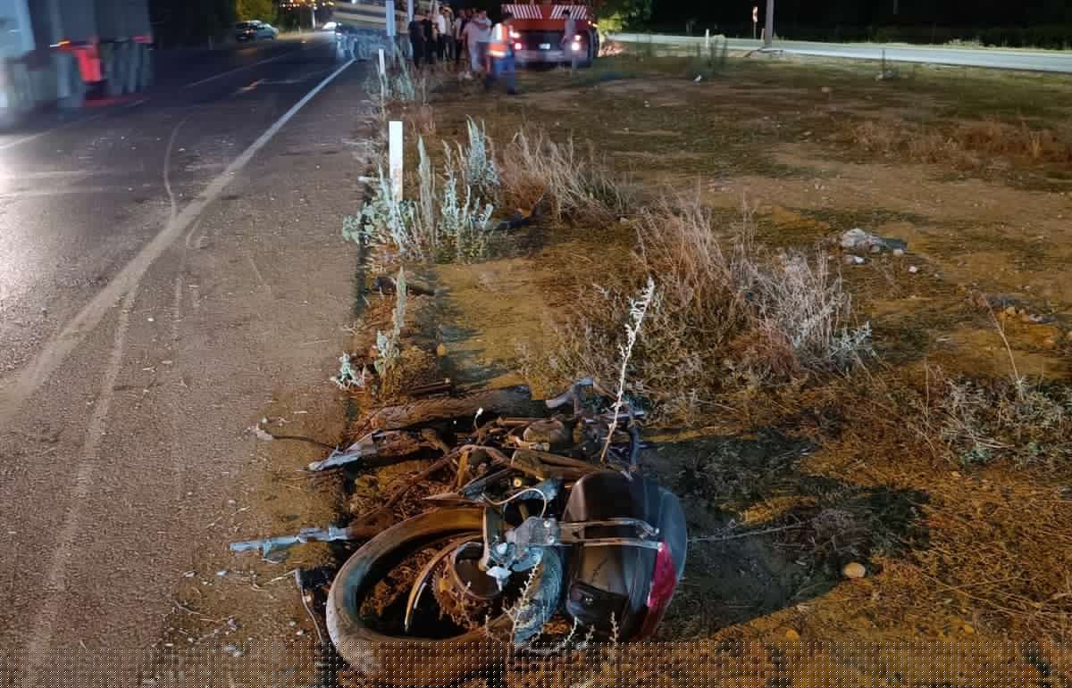 Yeşilhisar'da Motosiklet ve İş Makinesi Çarpıştı: 1 Ölü