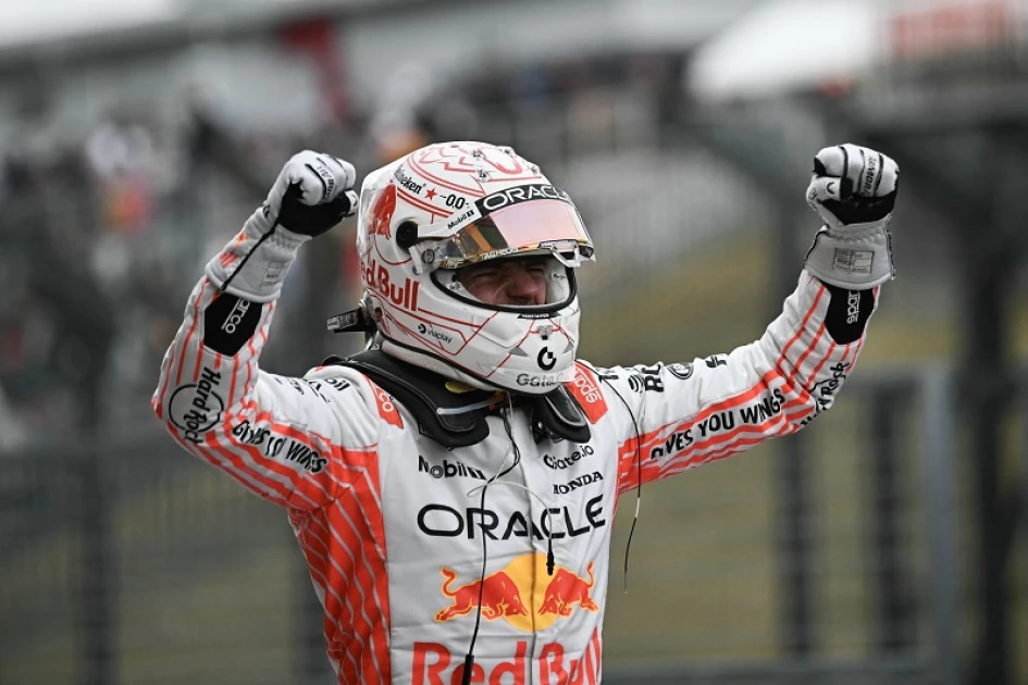 Relaxed Verstappen has 'nothing to lose' as he hunts down McLarens