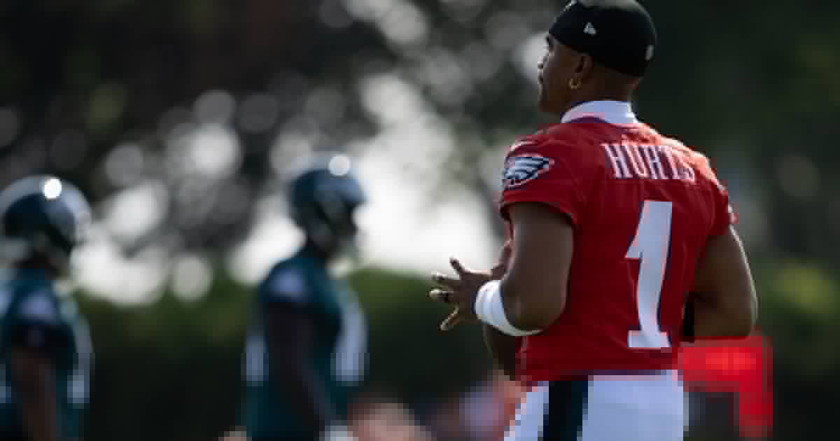 Heroes and zeroes from Day 6 of Eagles training camp: Jalen Hurts looks solid during short practice