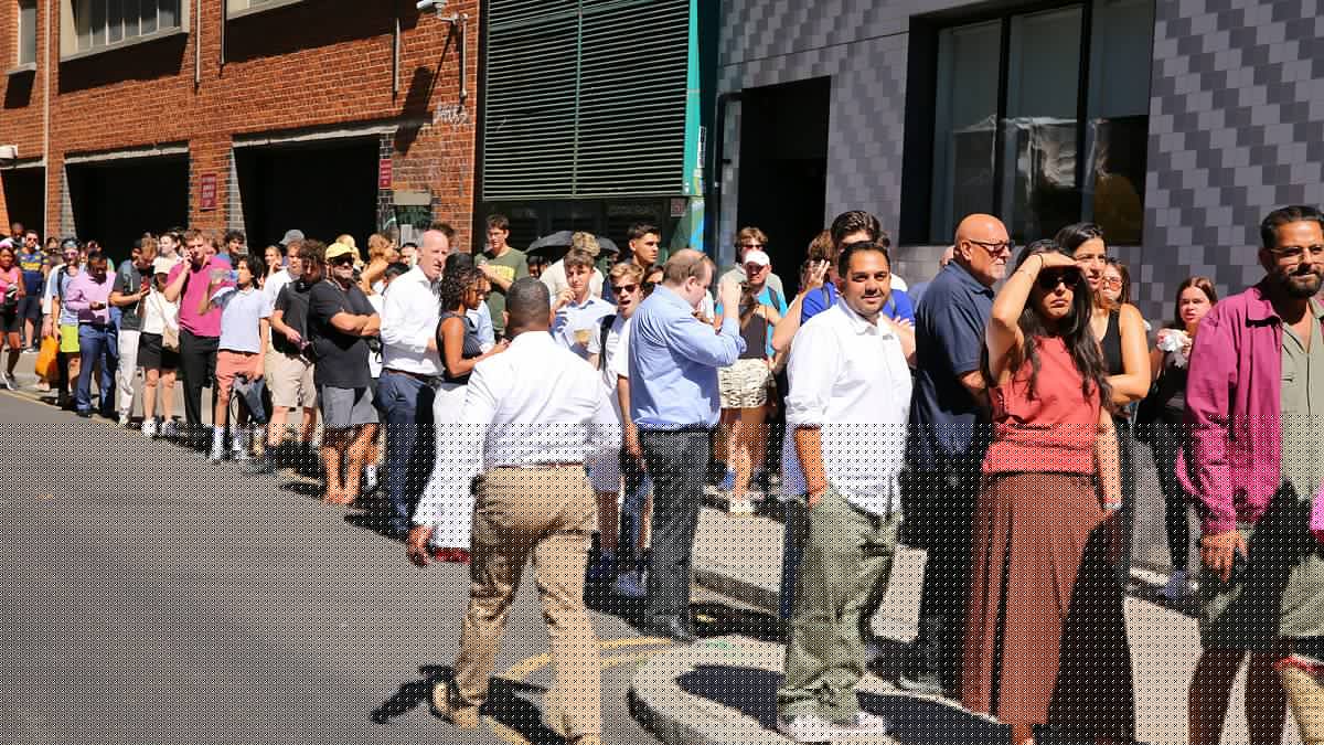 Solar eclipse live updates: Huge queues form in last-minute scramble for glasses as UK braces for pandemonium and spate of accidents