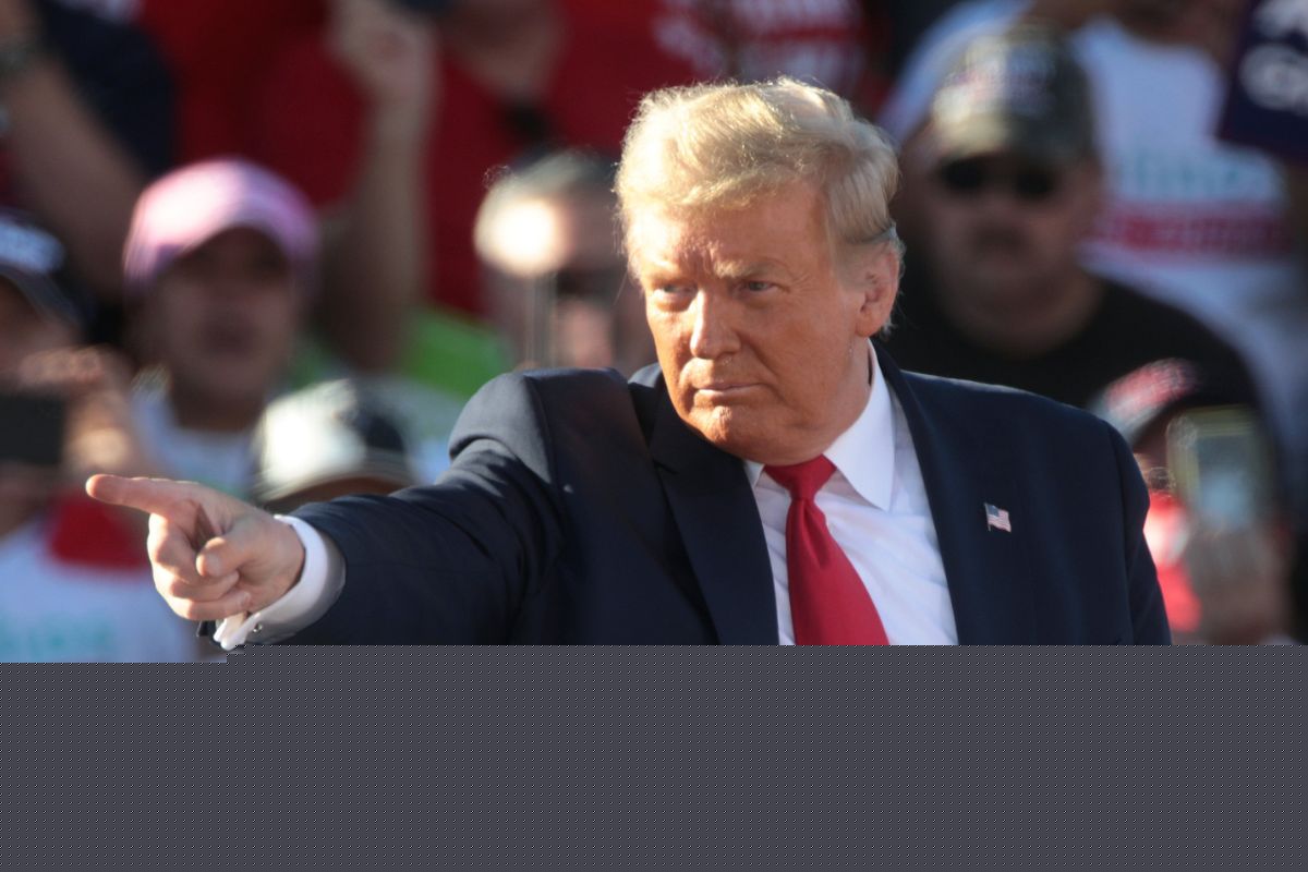 Trump BBC Discovery Order Pause: Judge Temporarily Halts Financial Records Handover