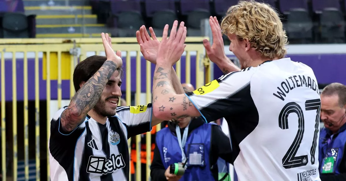 Nick Woltemade held back by team-mate as Newcastle United star makes mockery of £69m fee critics