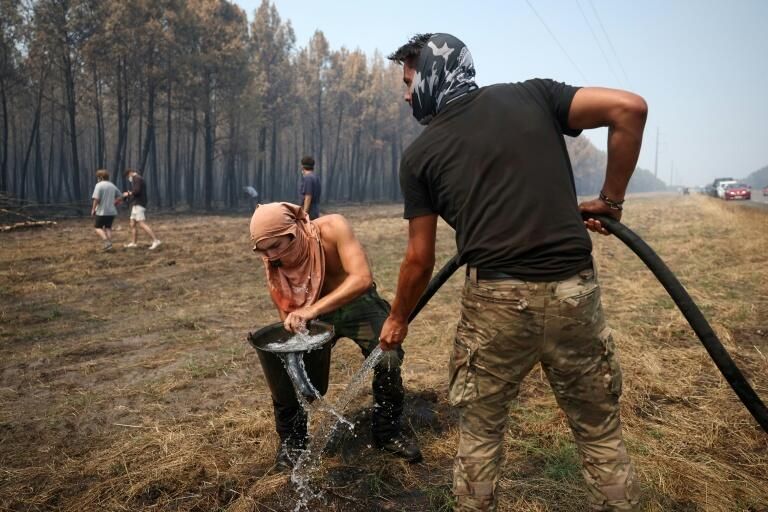 Mégafeu en Gironde: en sous-sol, un "feu zombie" qui risque de couver plusieurs mois