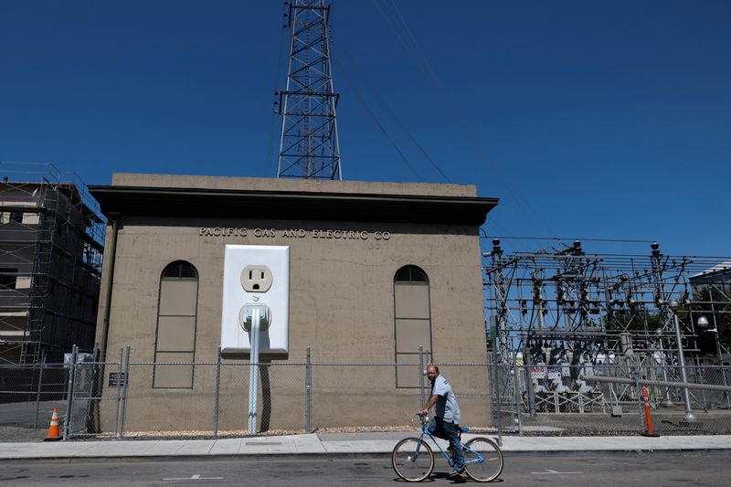 PG&E unveils $73 billion spending plan to meet surging data-center energy demand