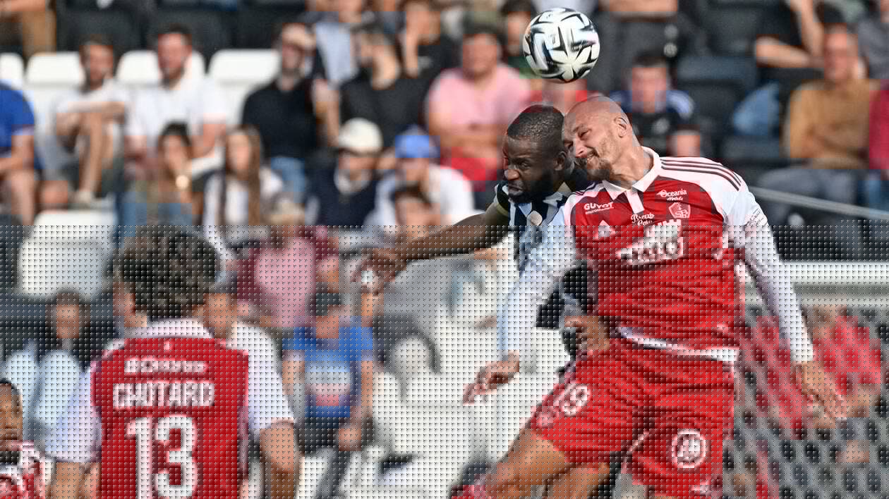Angers Sco - Brest. Ousmane Camara, le duel perdu qui fait mal… Les notes des Angevins