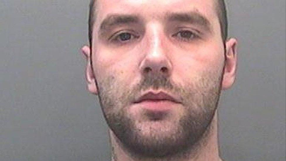 Murderer told mum and former prison officer to move tens of thousands of pounds
