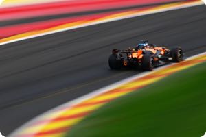 Piastri a passenger as Wolff admits disadvantage
