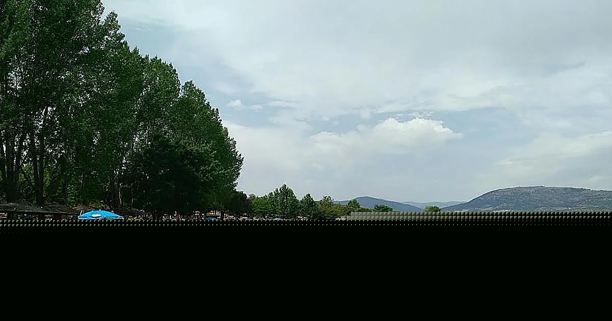 Buitrago convierte el eclipse en una gran fiesta con música, talleres y 4.000 gafas