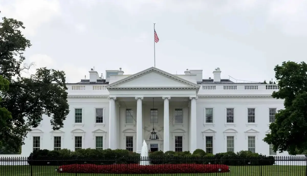 U.S. Federal Government Shuts Down After Republicans and Democrats Fail to Agree on a Budget