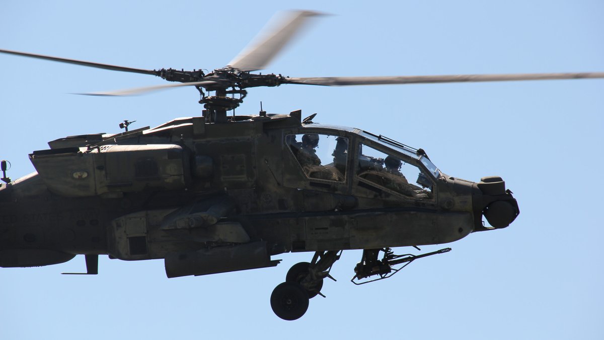 2 Army soldiers killed in Apache attack helicopter crash near Fort Hood