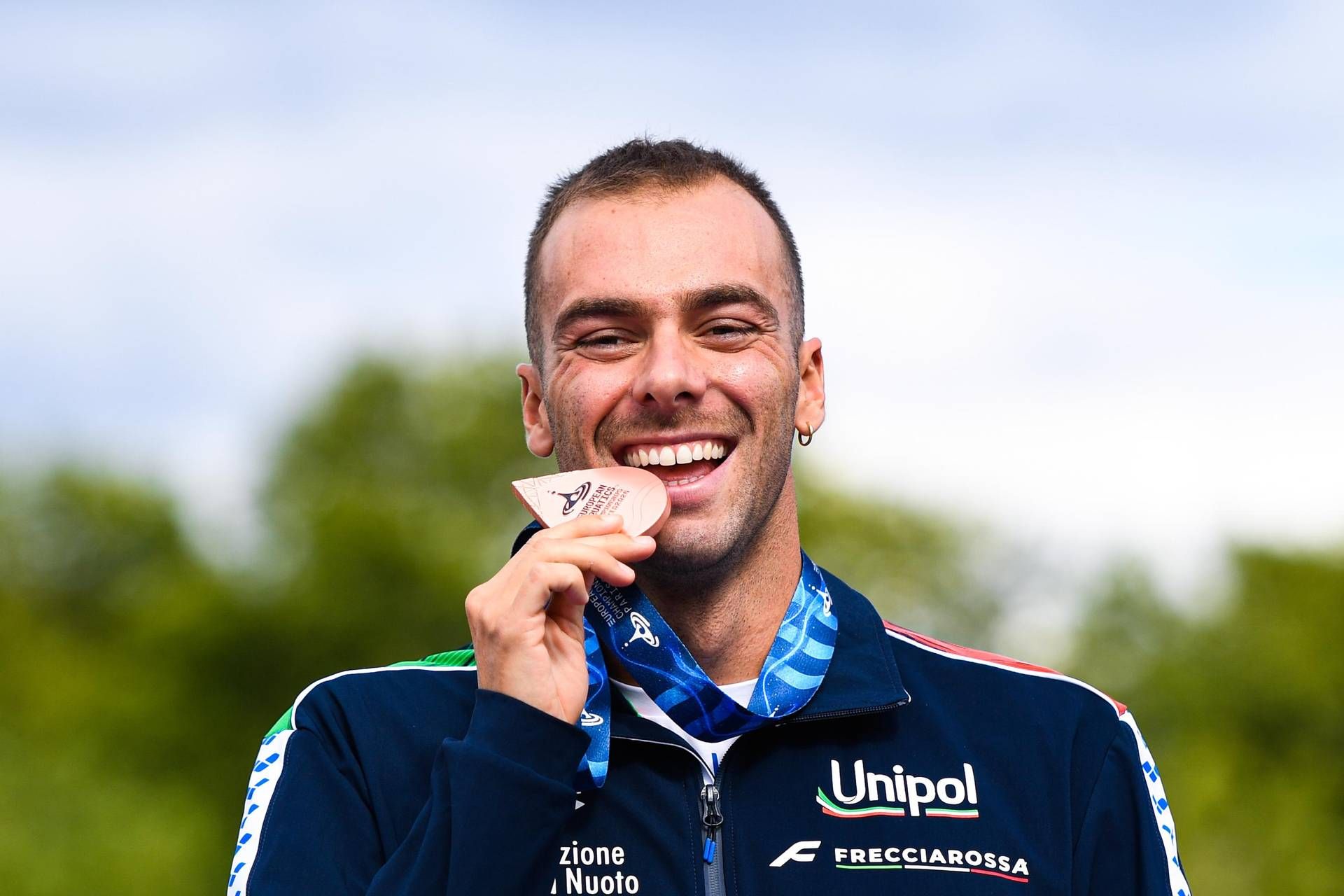 Paltrinieri svela la profezia: "Una donna con il rosario mi ha detto che avrei vinto due medaglie agli Europei"
