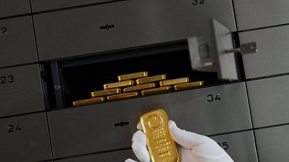 Gold tipped to hit $6,000 this year after fresh record high of more than $5,300 per ounce
