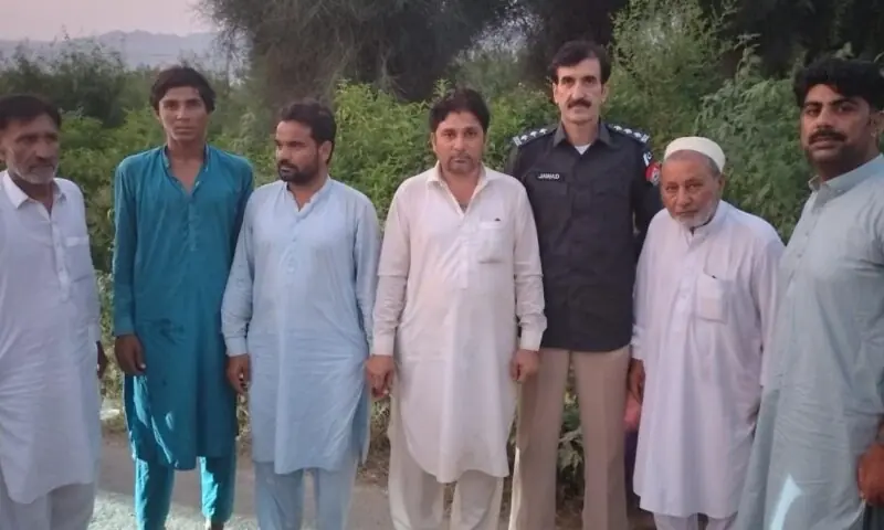 KP Police successfully recover three men abducted in Nowshera