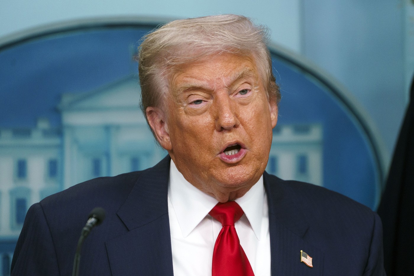 Donald Trump, ultimatum pentru Hamas. Liderul SUA amenință organizația că „tot iadul se va dezlănțui împotriva sa”