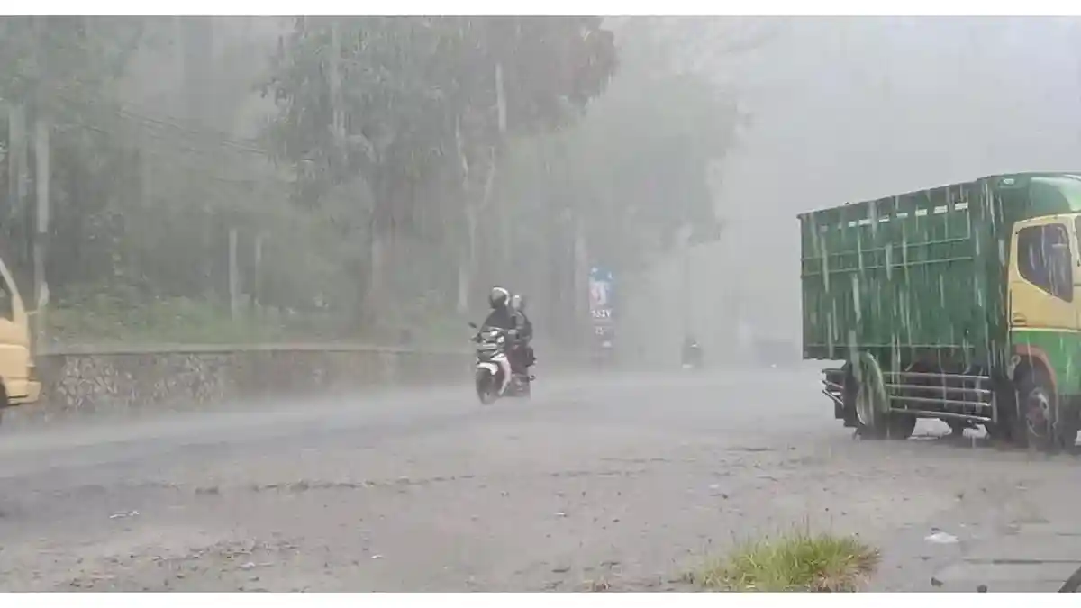 BMKG Bantah Cuaca Buruk dan Pola Hujan yang Berubah di Jawa Dipicu Operasi Modifikasi Cuaca