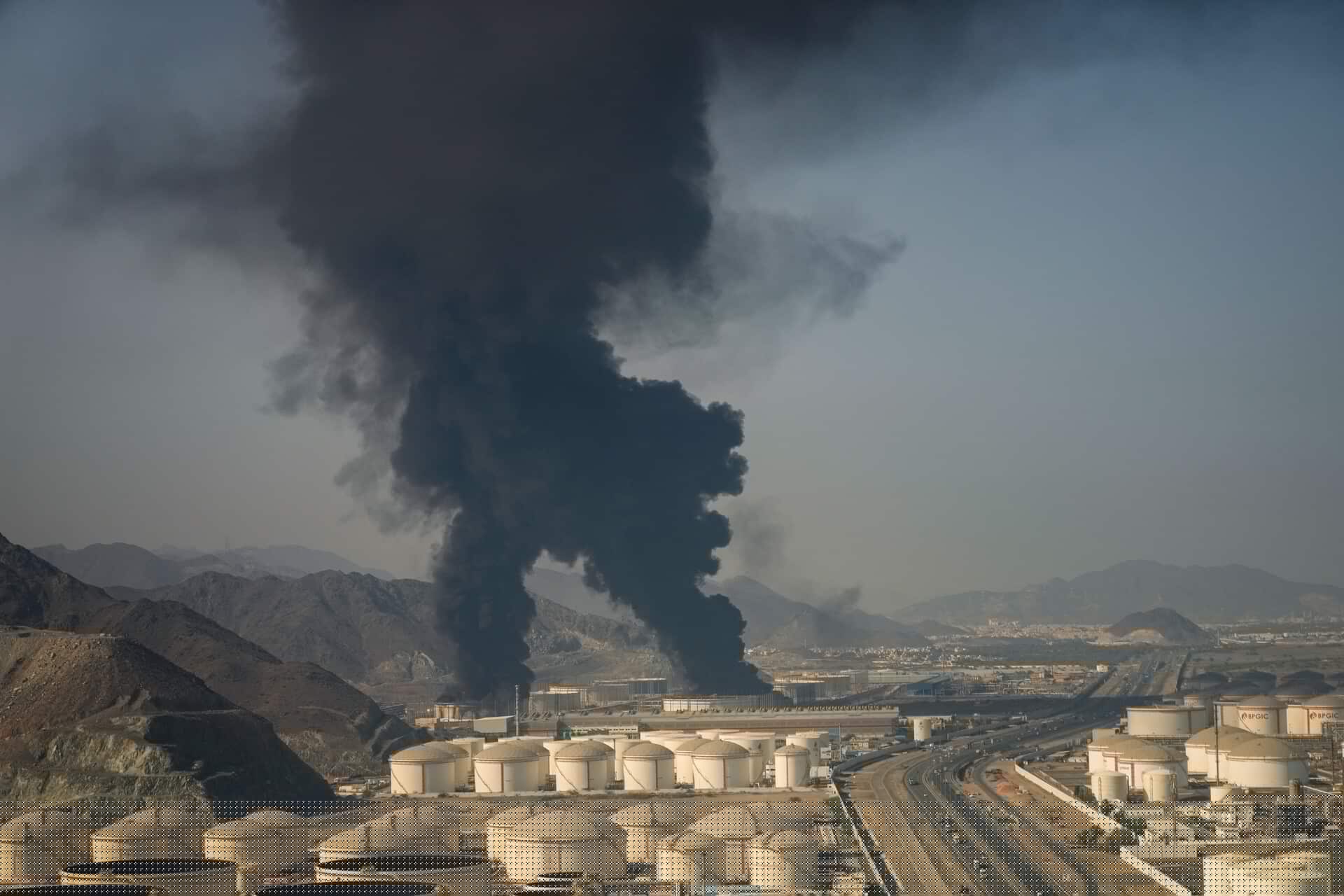 Gulf states’ ‘Plan B’ for the Strait of Hormuz