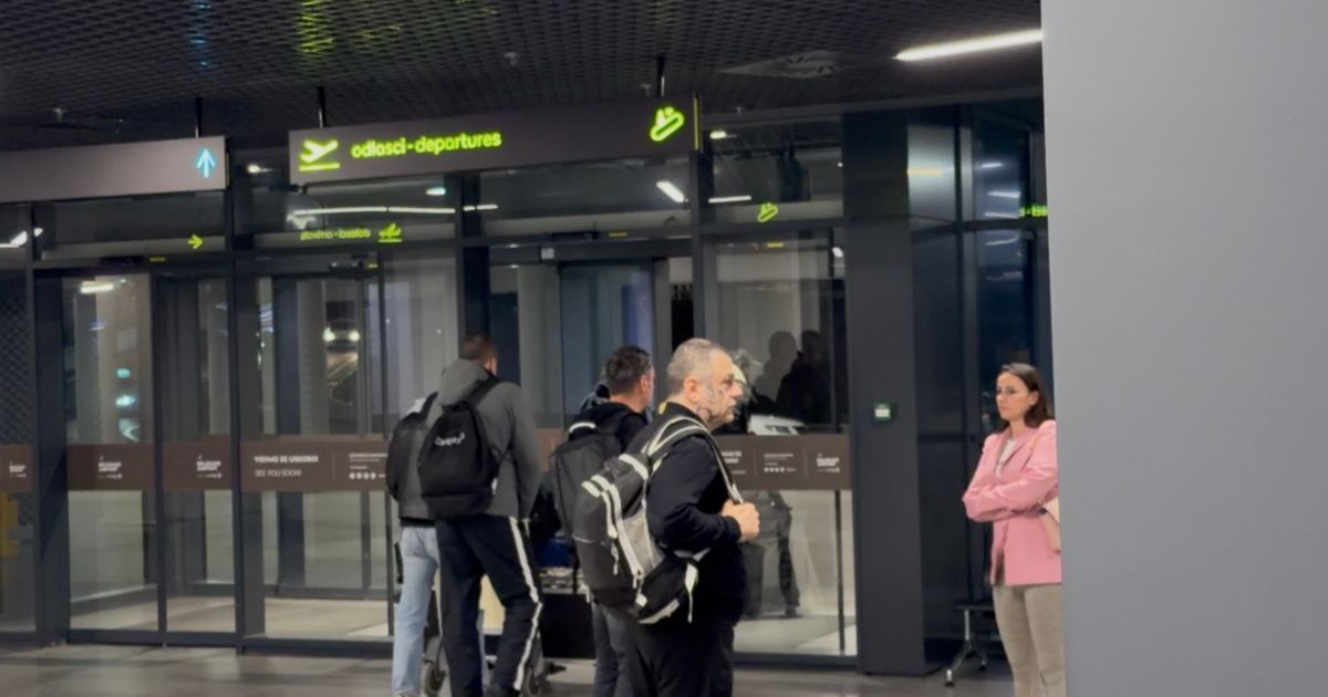 Nakon haosa sa ženom, Aca Amadeus našao devojku: Zaveo 23 godina mlađu pevačicu, Barbara ga zaludela