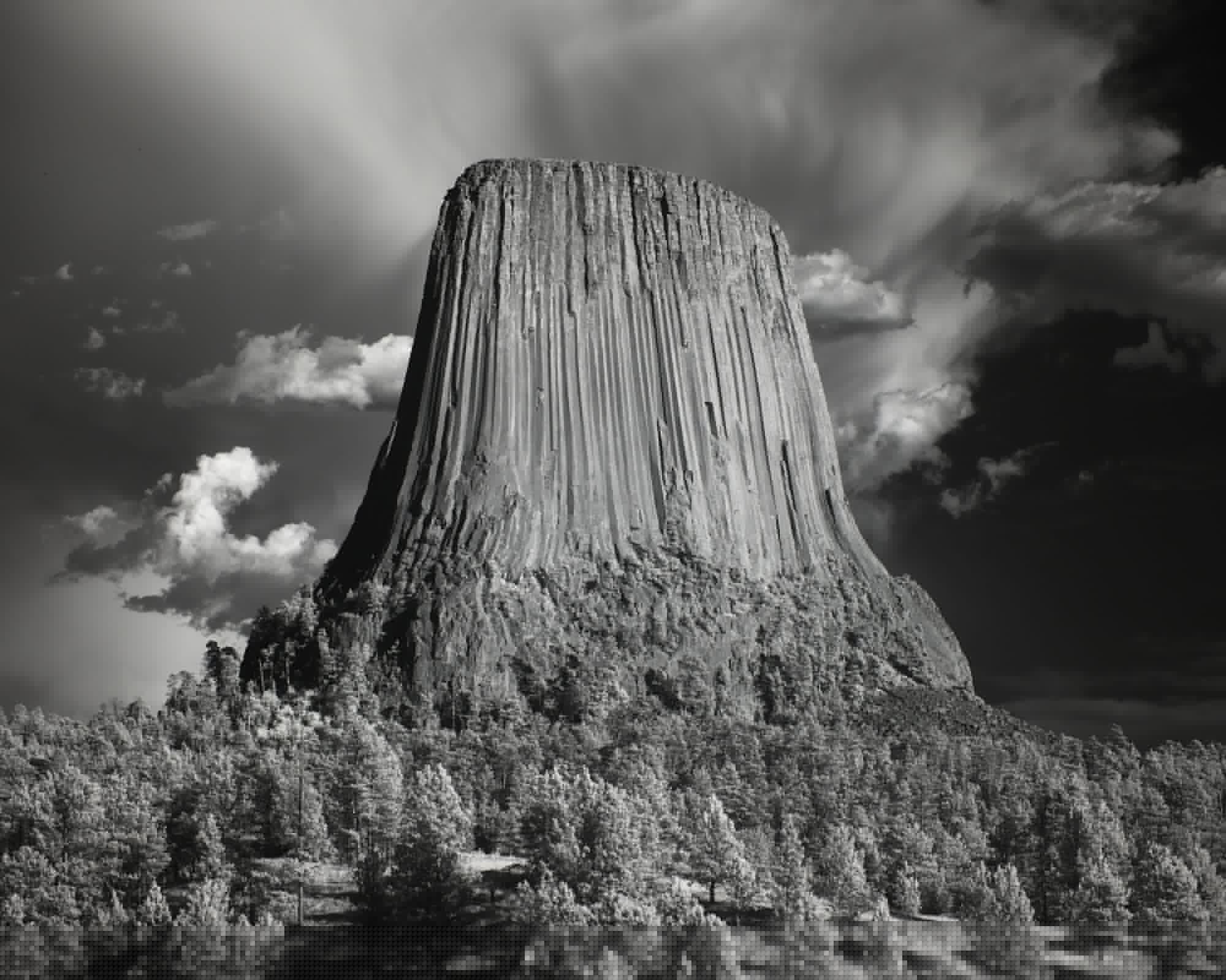 Zac Henderson Venerates Devil’s Tower in Bold Black-and-White Photos