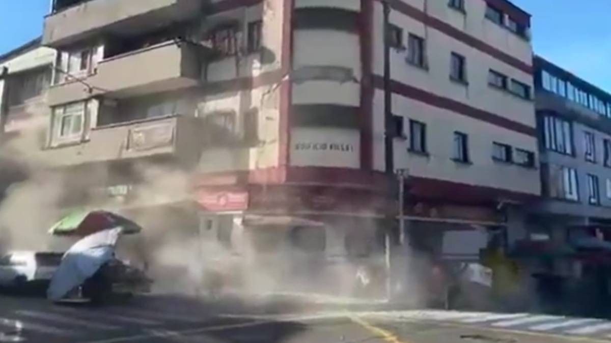 Powerful earthquake tarnishes Colombia; over 1600 buildings collapse