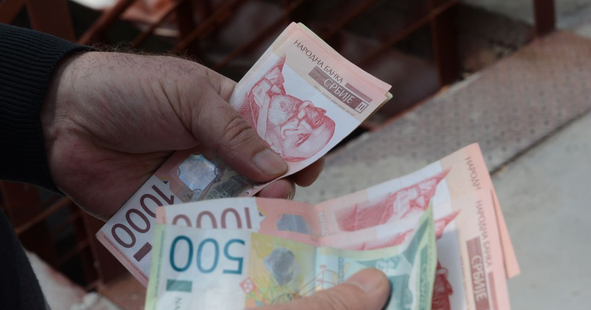 Koliki će biti minimalac sledeće godine? Sutra počinju pregovori, evo šta traže sindikati i šta čeka radnike