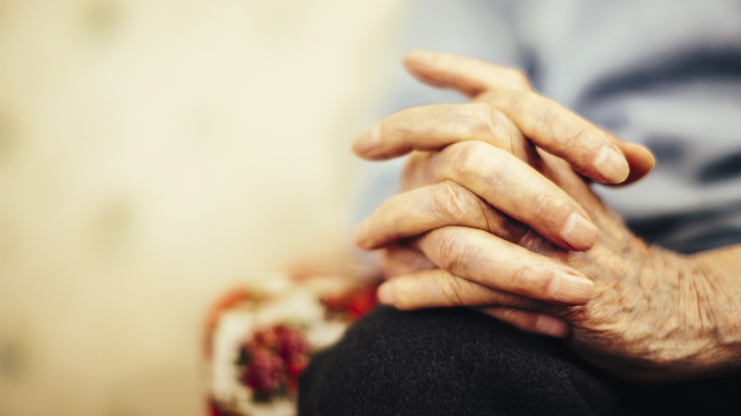 Quebec’s APTS professionals denounce inequalities in elderly care