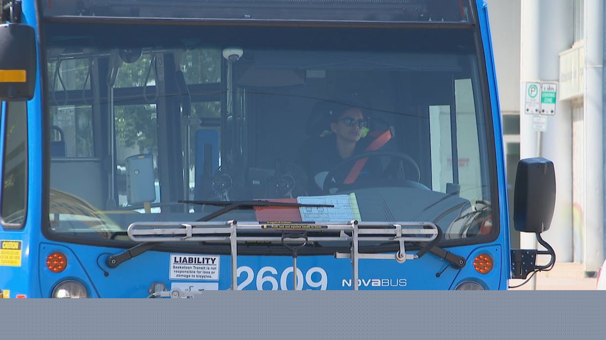 City strips rule from new Saskatoon transit bylaw requiring young children to be accompanied