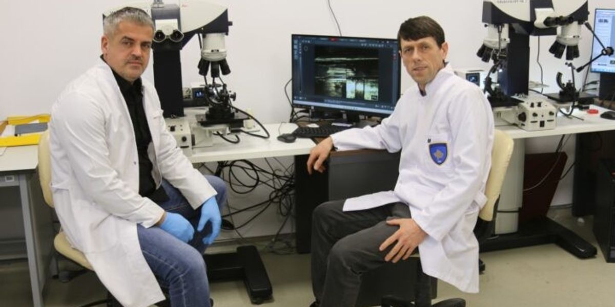 Ekspertët e Agjencisë së Kosovës për Forenzikë të suksesshëm në testin ndërkombëtar për ekzaminimin e armëve