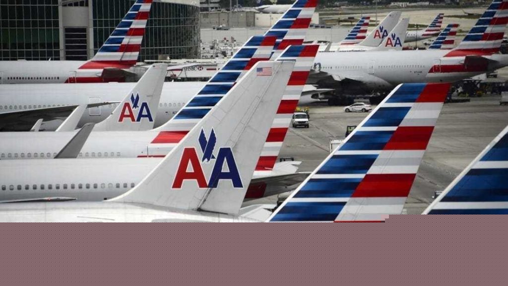 American Airlines flights held in nationwide ground stop amid IT outage
