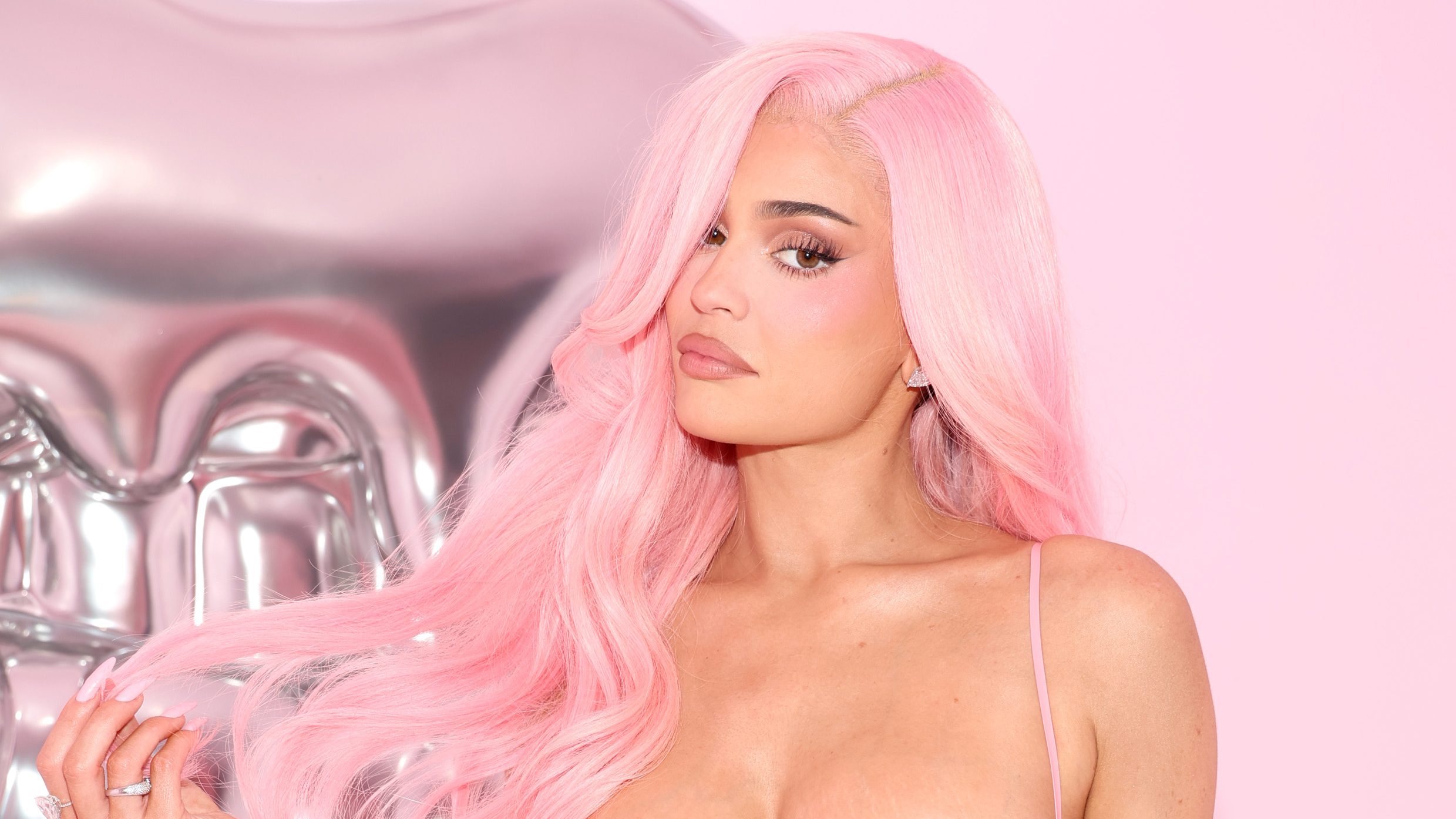 Kylie Jenner Steps Into Her Birthday Era With a Playful New Look