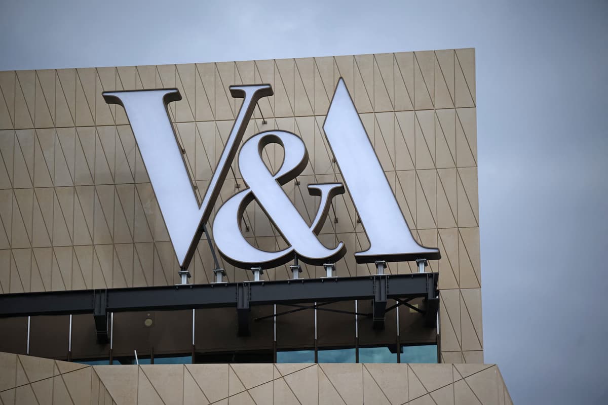 V&A East staff to strike over 'inadequate toilet and hydration breaks'