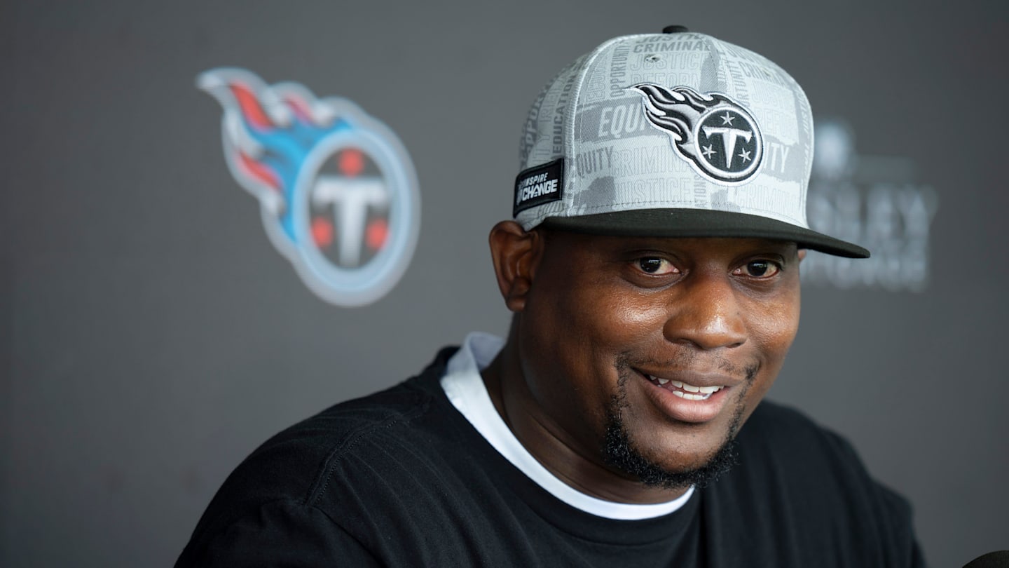 Giants’ new DC may already be eyeing a familiar face for his defense