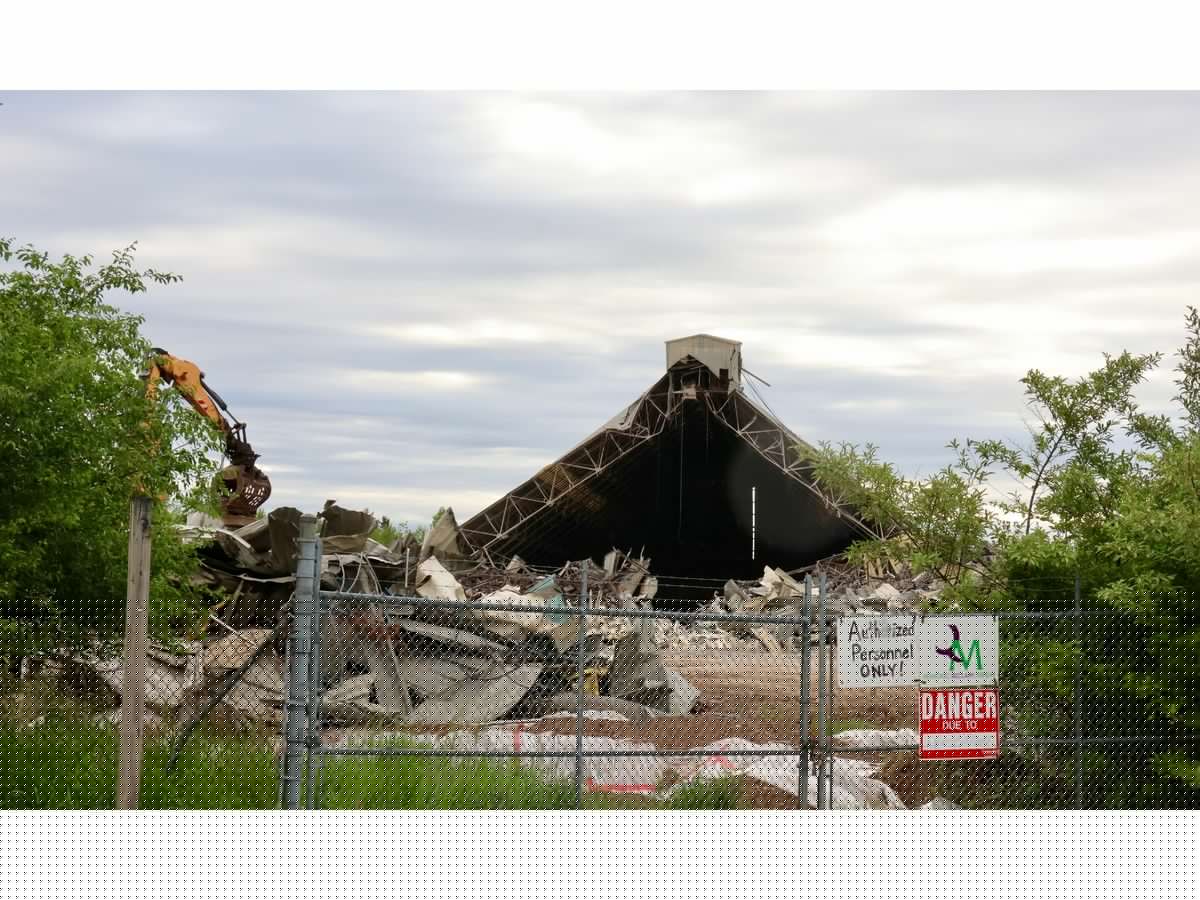 Piece of Hantsport’s shipping history demolished as CGC cleans up Fundy Gypsum site