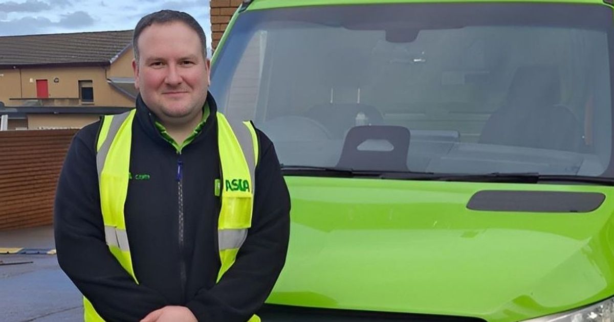 Asda delivery driver goes the extra mile for pregnant customer