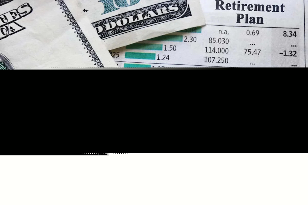 Claiming Social Security at 62 vs. Building a Dividend Bridge: Which Leaves You Richer at 75?