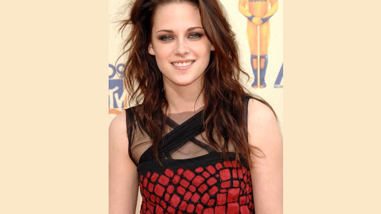 Kristen Stewart Praises Wife Dylan Meyer’s ‘Gentle’ Directing Style on ‘The Wrong Girls’