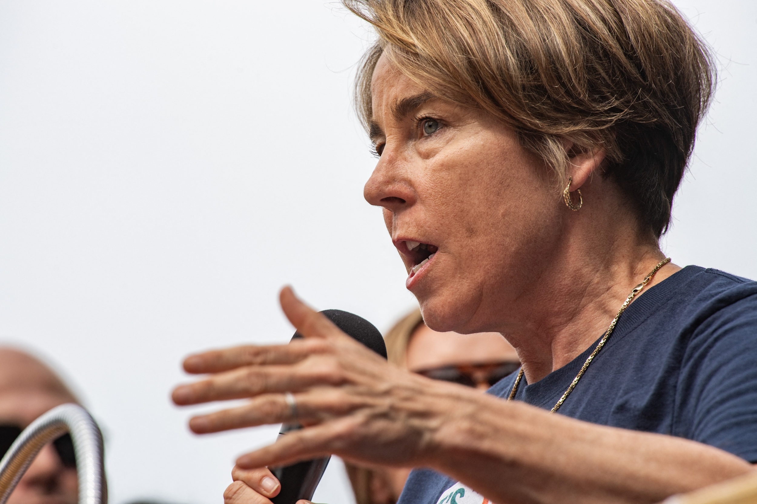 Massachusetts Governor Signs Law Limiting ICE Arrests at Schools, Hospitals and Courthouses