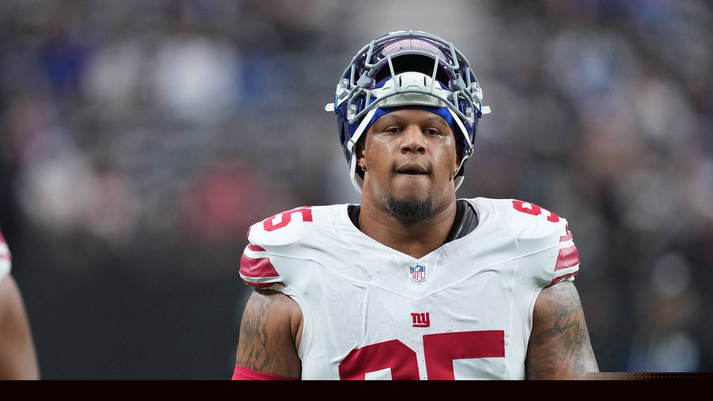 Giants Officially Lose Roy Robertson-Harris for the Season, Bolster Secondary With Two Signings
