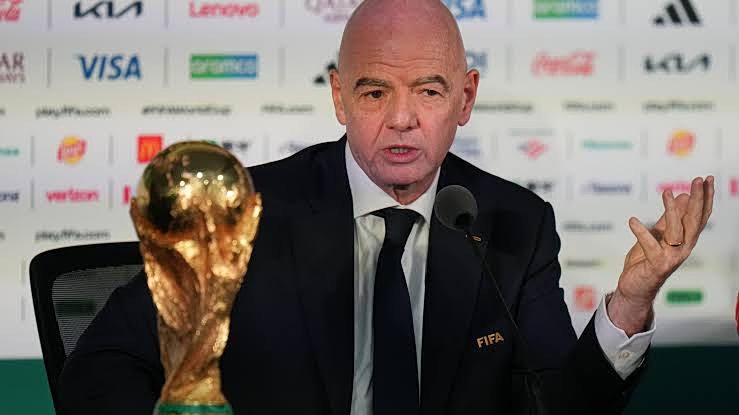 Μετά την UEFA και η CONCACAF απέρριψε την πρόταση Ινφαντίνο