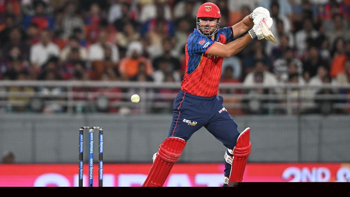 Stoinis leads the way as Brave subdue Phoenix's fire